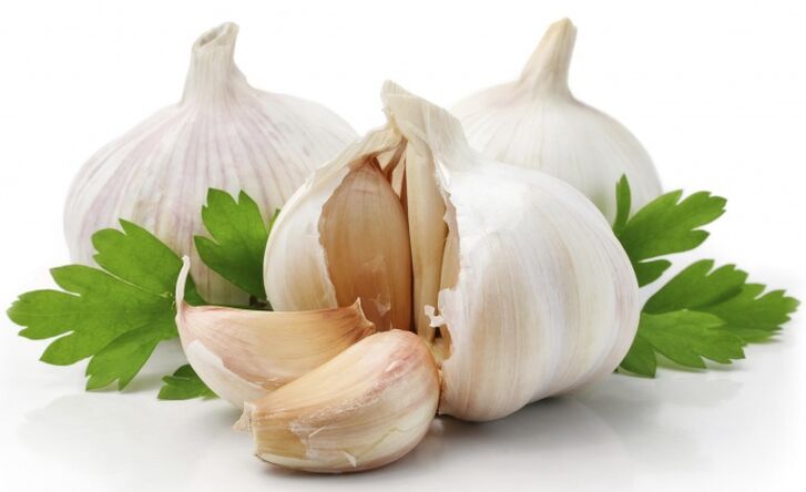 Garlic tincture stimulates blood flow to the penis